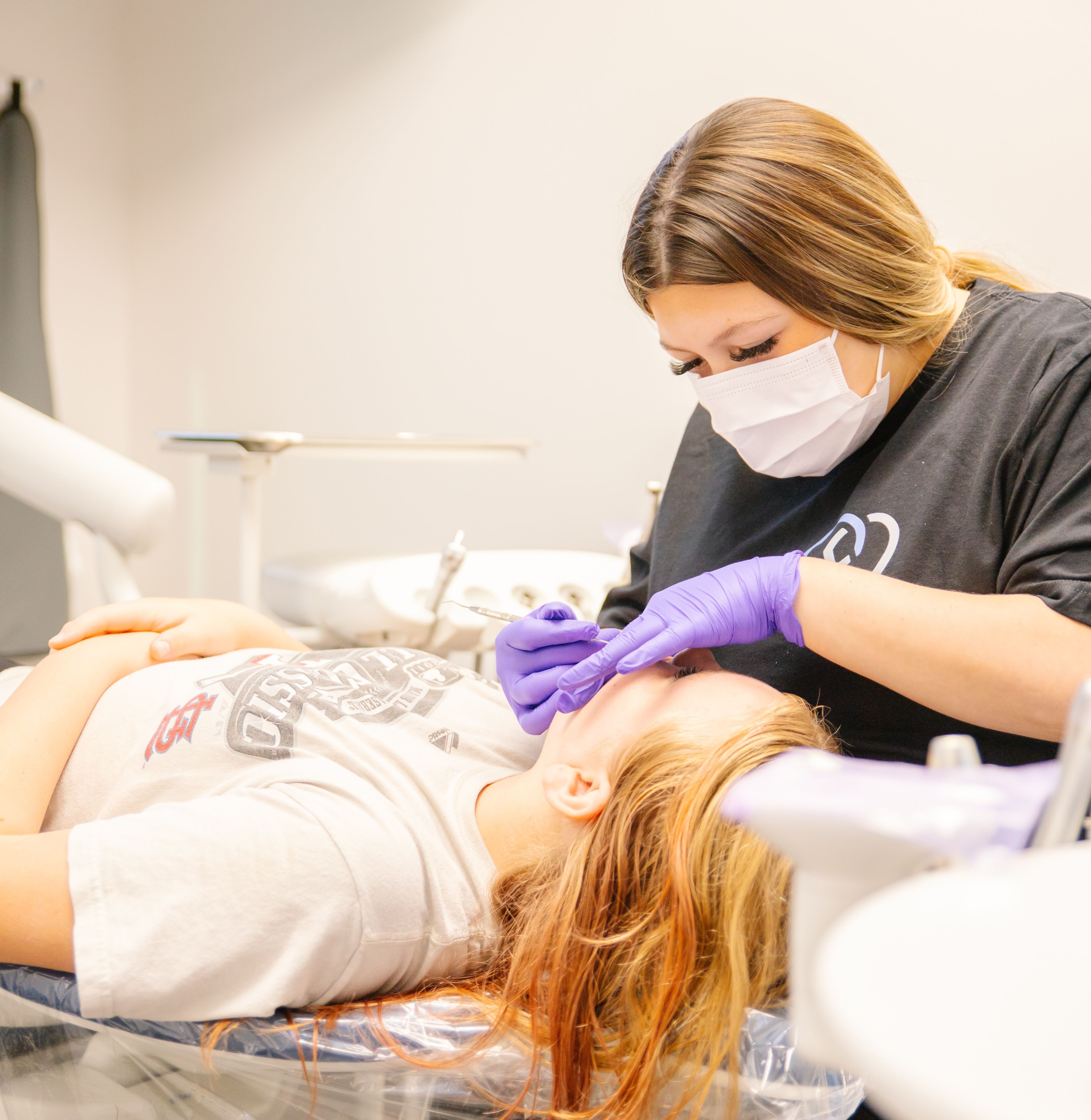 A patient visiting Advanced Family Dental of Midlothian for a dental cleaning