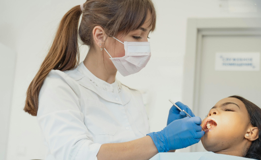 patient getting Teeth Whitening in Midlothian, TX